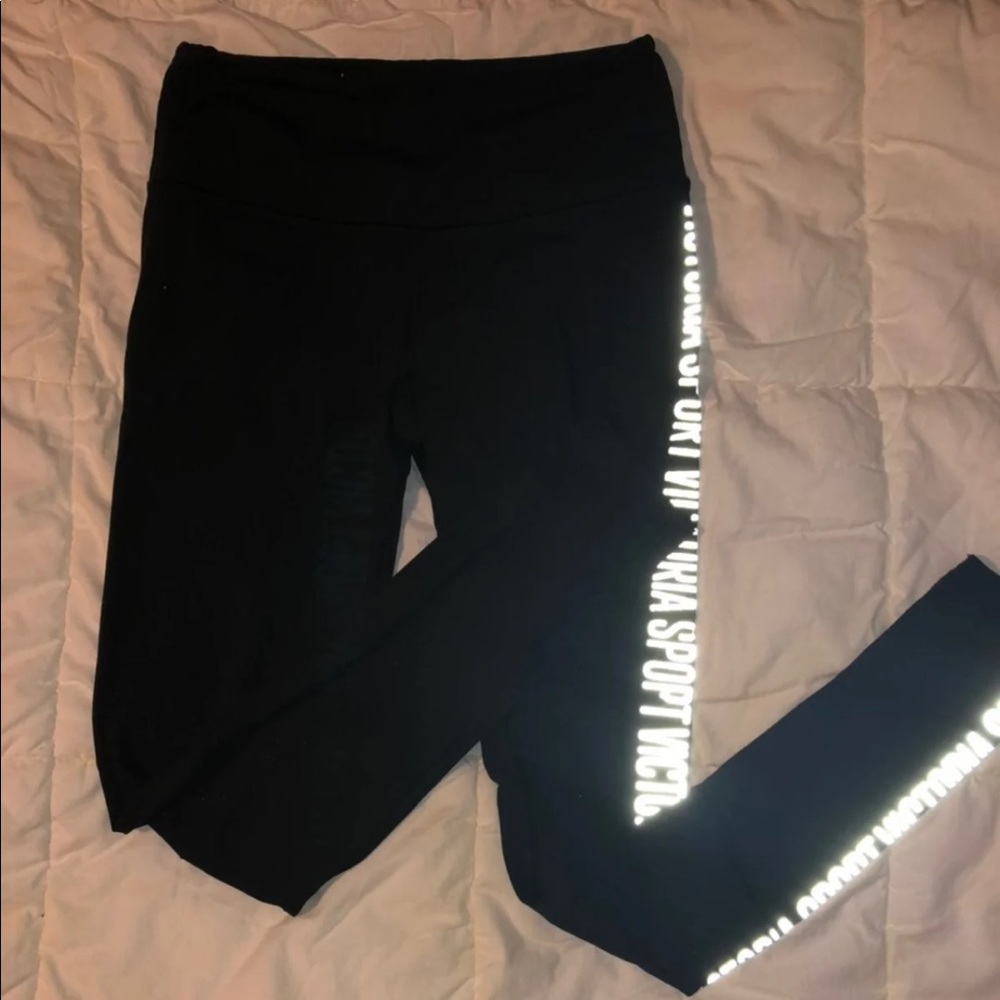 VS Sport leggings